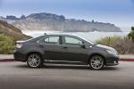 Lexus HS250h 2009 года